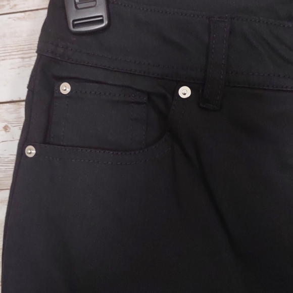 21. Bar III 5 Pocket Skinny Pants Deep Black - Picture 9 of 16